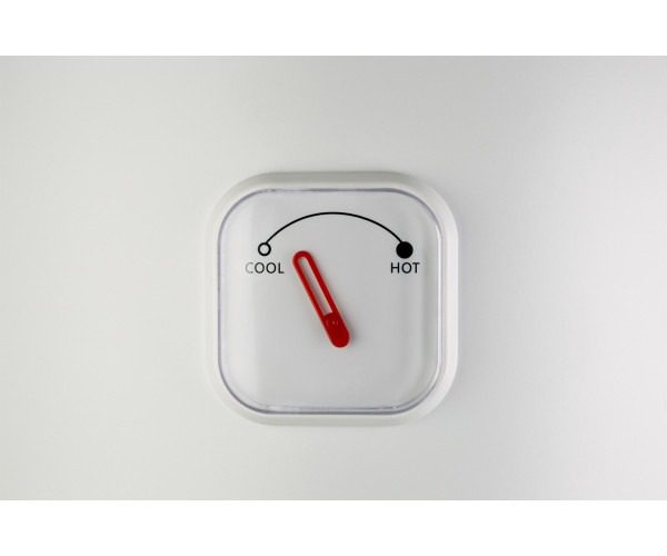 Termotanque Eléctrico 28L PHILCO PHTE-030B2 COLGAR Inferior - Imagen 4