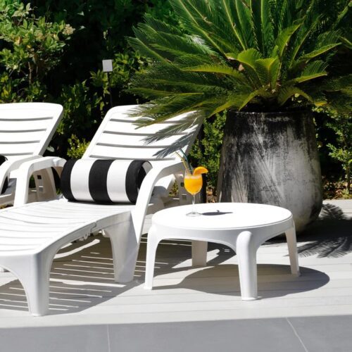 Mesa Plastica Garden Life Pucket Baja Blanca