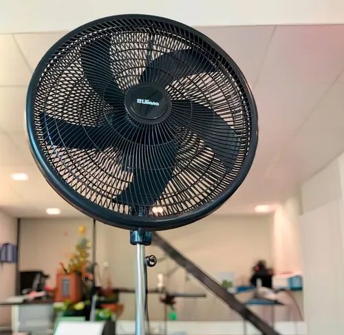 Ventilador de Pie 20' Liliana Negro VP-20P 5 Aspas Plasticas - Imagen 3